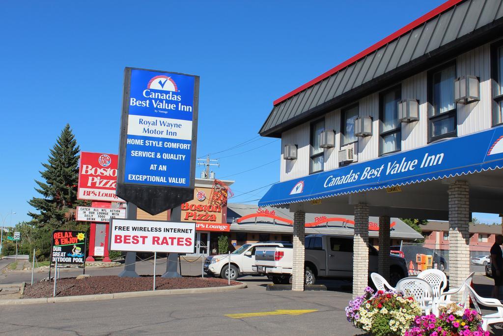 Canadas Best Value Inn YYC מראה חיצוני תמונה