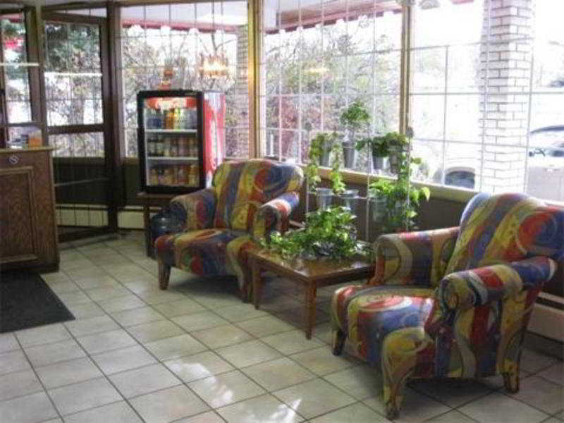 Canadas Best Value Inn YYC מראה פנימי תמונה